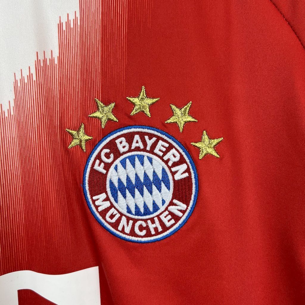 FC Bayern Munich Domicile 25 26 - DFR EMPIRE